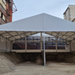 Plachtová PVC hala v Olomouci, ideální pro výrobu a skladování.